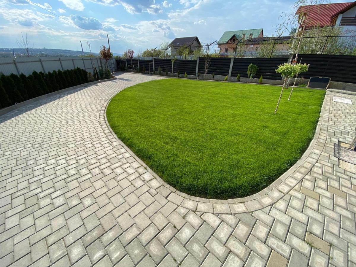 Apartamento Lora Studio Suceava Exterior foto