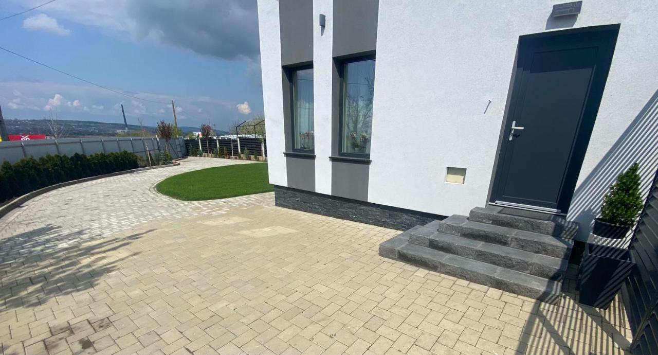 Apartamento Lora Studio Suceava Exterior foto