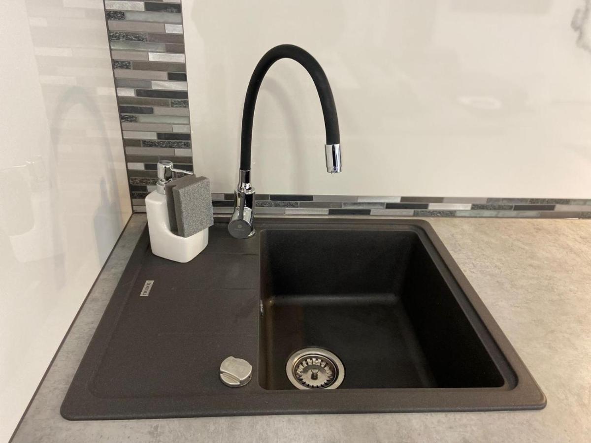 Apartamento Lora Studio Suceava Exterior foto
